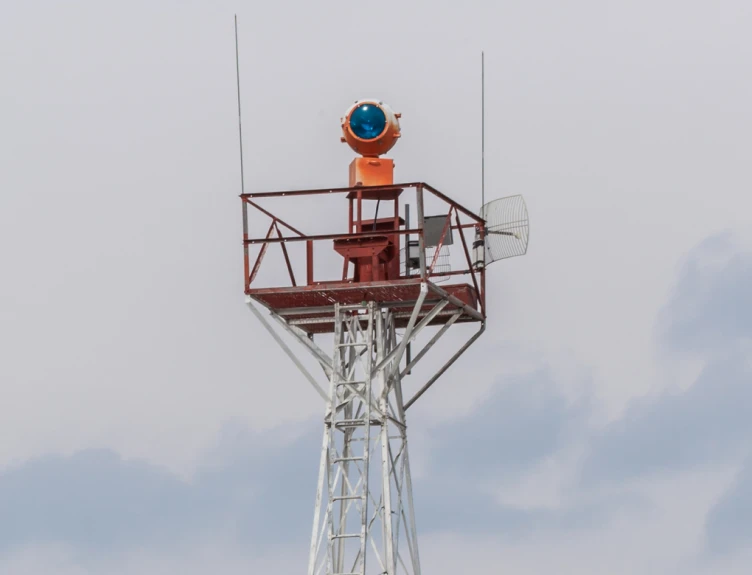 <strong>SOBRE O </strong> <br />Farol rotativo
