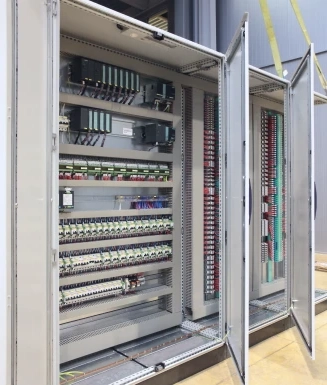 Quadro de comando e distribuição